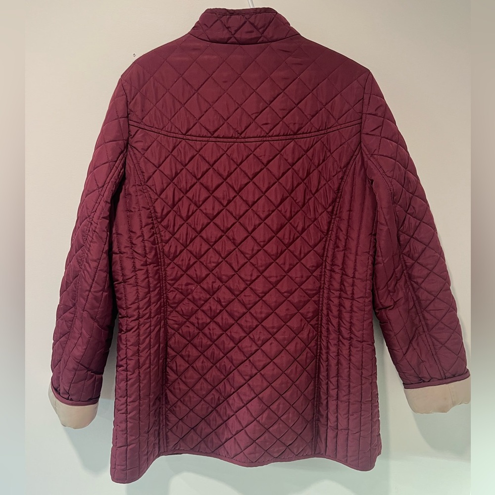 Women’s Quilted Barn Jacket Field Coat Burgundy Gold Hardware Size Large Preppy - Picture 3 of 10